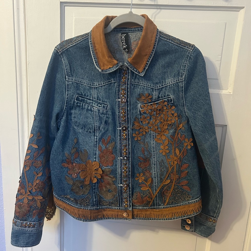 berek Denim Faux Suede Fringe Floral Embroidered Jacket Boho Medium Art To Wear